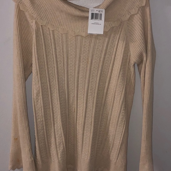 NEW Beautiful Sweaters - Picture 8 of 9